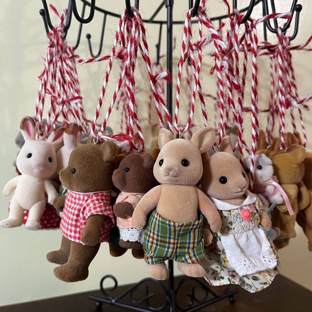 Individually sold Calico Critters/Sylvainian Families Ornaments/Keychains cute